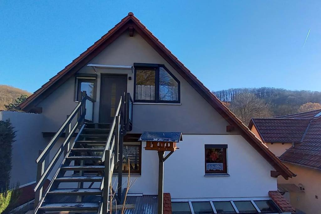 Kleine, Gemuetliche Dachgeschosswohnung Laudenbach  Zewnętrze zdjęcie